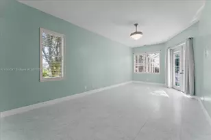 2706 Skimmer Point Dr S Gulfport, Saint Petersburg, FL 33707 - Photo 29