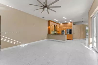 2706 Skimmer Point Dr S Gulfport, Saint Petersburg, FL 33707 - Photo 27