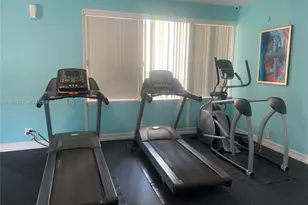 17901 NW 68th Ave, Hialeah, FL 33015 - Photo 17