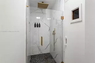 207 Holiday Dr, Hallandale Beach, FL 33009 - Photo 47