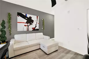 7819 NW 104th Ave, Doral, FL 33178 - Photo 19