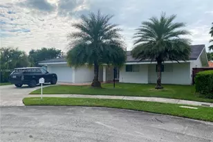 8192 SW 90th Ave, Miami, FL 33173 - Photo 1