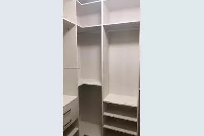 9880 NW 74th Ter, Doral, FL 33178 - Photo 9