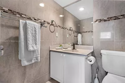 3901 S Ocean Dr #8C, Hollywood, FL 33019 - Photo 11