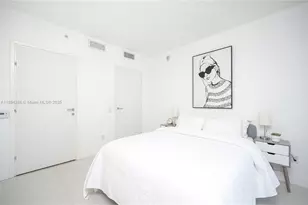 1300 Brickell Bay Dr, Miami, FL 33131 - Photo 13