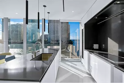 300 Biscayne Blvd Way #501, Miami, FL 33131 - Photo 15