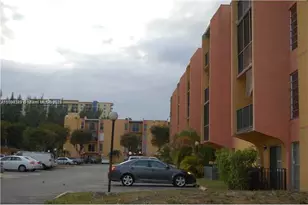 4721 NW 7th St, Miami, FL 33126 - Photo 29