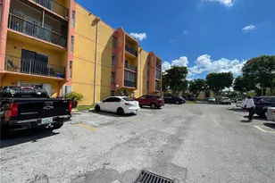4721 NW 7th St, Miami, FL 33126 - Photo 37