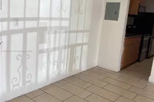 4721 NW 7th St, Miami, FL 33126 - Photo 25