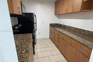 4721 NW 7th St, Miami, FL 33126 - Photo 3