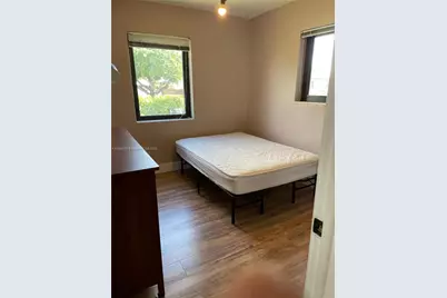 8301 SW 27th Ter, Miami, FL 33155 - Photo 17