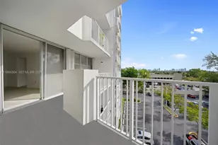 1300 NE Miami Gardens Dr, Miami, FL 33179 - Photo 17