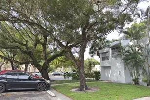 9441 Live Oak Pl, Davie, FL 33324 - Photo 17