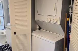 1001 SW 141st Ave, Pembroke Pines, FL 33027 - Photo 21