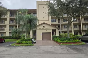 1001 SW 141st Ave, Pembroke Pines, FL 33027 - Photo 1
