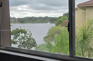 1001 SW 141st Ave, Pembroke Pines, FL 33027 - Photo 13