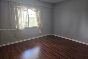 1001 SW 141st Ave, Pembroke Pines, FL 33027 - Photo 7