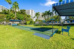 600 Three Islands Boulevard, Hallandale Beach, FL 33009 - Photo 35