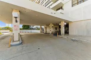 600 Three Islands Boulevard, Hallandale Beach, FL 33009 - Photo 23