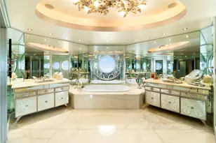 7000 Island Blvd, Aventura, FL 33160 - Photo 23