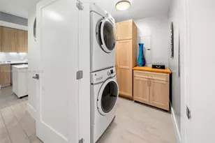 33 N Shore Dr, Miami Beach, FL 33141 - Photo 17