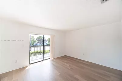 6845 NW 169th St #41C, Hialeah, FL 33015 - Photo 9