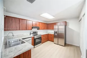 6845 NW 169th St, Hialeah, FL 33015 - Photo 5