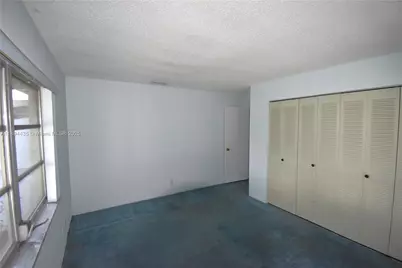 1301 Campanelli Dr, Plantation, FL 33322 - Photo 13