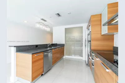 2950 NE 188th St #225, Aventura, FL 33180 - Photo 7