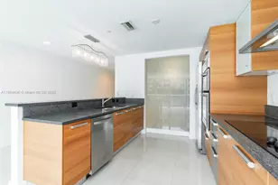 2950 NE 188th St, Aventura, FL 33180 - Photo 7