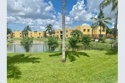 550 NW 114th Ave #102, Sweetwater, FL 33172 - Photo 1