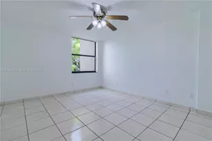 14611 N Kendall Dr, Miami, FL 33186 - Photo 9