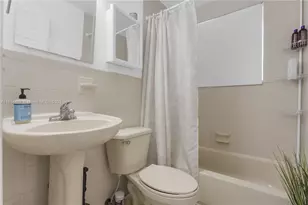 1027 S Euclid Ave, Miami Beach, FL 33139 - Photo 19