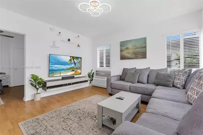 1027 S Euclid Ave #12, Miami Beach, FL 33139 - Photo 5