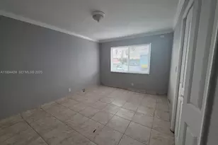 11005 SW 1st St, Sweetwater, FL 33174 - Photo 9