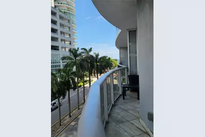 488 NE 18th St #301, Miami, FL 33132 - Photo 21