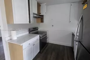 1402 NW 13th Ct, Fort Lauderdale, FL 33311 - Photo 3