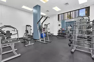 100 Bayview Dr, Sunny Isles Beach, FL 33160 - Photo 23