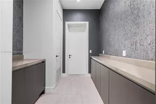 815 NE 17th Terrace, Fort Lauderdale, FL 33304 - Photo 17