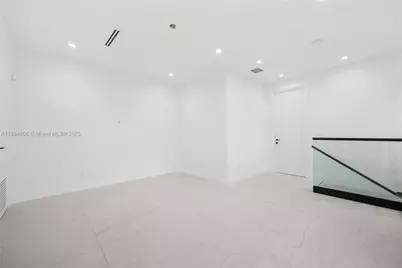 815 NE 17th Ter, Fort Lauderdale, FL 33304 - Photo 25