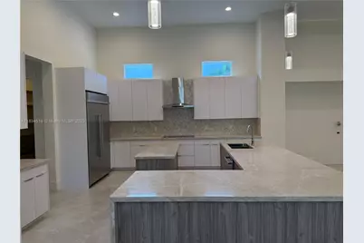 2273 Phoenix Ave, Davie, FL 33324 - Photo 5