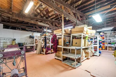 1121 NW 29th St, Miami, FL 33127 - Photo 33