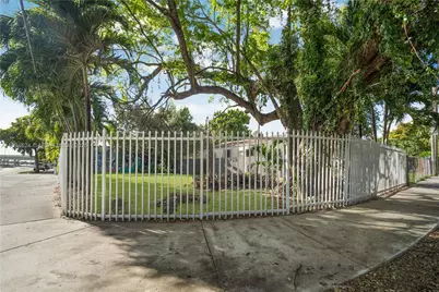2900 NW 11th Ave, Miami, FL 33127 - Photo 1