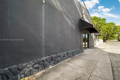 2900 NW 11th Ave, Miami, FL 33127 - Photo 3