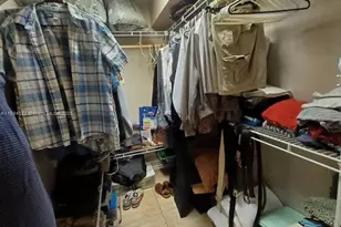 13100 SW 11th Ct, Pembroke Pines, FL 33027 - Photo 11