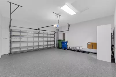 2553 Bay Pointe Dr, Weston, FL 33327 - Photo 35