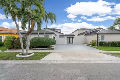 14820 NW 87th Ct, Miami Lakes, FL 33018 - Photo 3