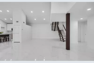 14820 NW 87th Ct, Miami Lakes, FL 33018 - Photo 15