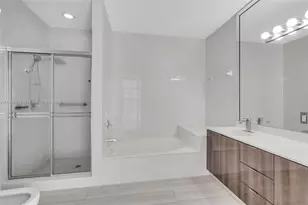 14820 NW 87th Ct, Miami Lakes, FL 33018 - Photo 39