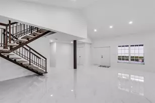 14820 NW 87th Ct, Miami Lakes, FL 33018 - Photo 17